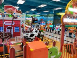 -莫莉幻想儿童乐园(武汉保利广场店)