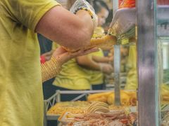 -Bánh Mì Huynh Hoa