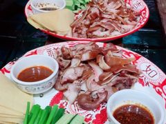 -闯关东东北农家菜(崂山石老人店)