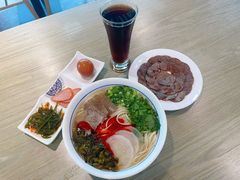 -味一楼兰州拉面(机场一店)