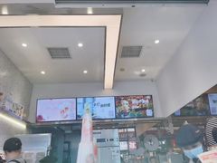 -CoCo都可(八达商城店)