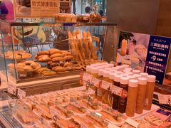 -巴黎贝甜(大宁国际商业广场店)