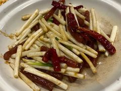 -楚山晓·湖北菜(武汉光谷K11店)