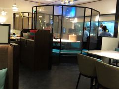大堂-周渝食惦·酸菜鱼精致川菜(横岗店)