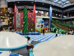 -蒙特利亲子乐园