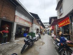-正宗杨记普洱酸醋米线(总店)