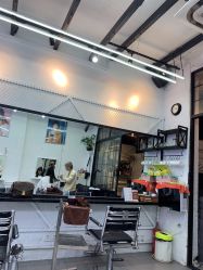 -SALON V