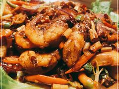 -老滇山寨•云南特色菜•地方菜•民族风情歌舞表演(金碧店)