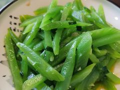 凉拌莴苣丝-呼吸森林·生态农庄农家乐私房菜