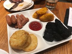 -乐凯撒披萨(东方新世界店)