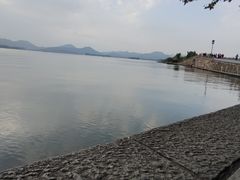 -苏堤停车场