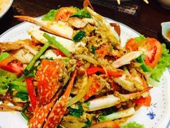 -J Daeng Seafood