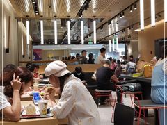 大堂-麦当劳(苏州中心星悦汇店)