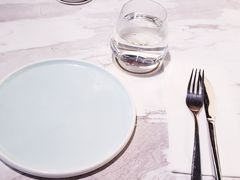 餐具摆设-La Mer Restaurant & Lounge