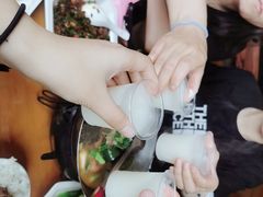 -临江餐馆二楼美食部落