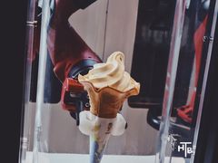 机器人冰淇淋-dotcom coffee古点咖啡(致真大厦店)
