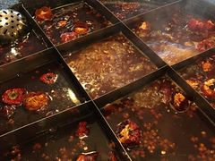 红汤微辣-仁虎老火锅(黄泥磅店)