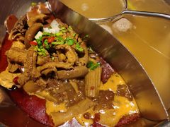 牛杂鸳鸯锅-左庭右院鲜牛肉火锅(新梅广场店)