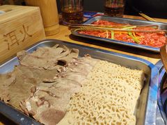 -洱火云南酸菜牛肉火锅(石景山当代商城店)