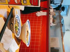 -霸蛮湖南菜·牛肉粉(荣京西街店)