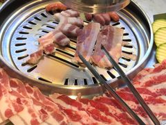 -哈哈碳都·牛肋条无限自助烤肉(台江万达店)