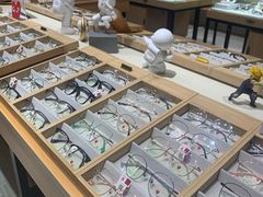 -无界眼镜MaxLess(滨江星光大道店)