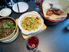 -鸽子侯·家宴·平价海鲜(市图书馆店)