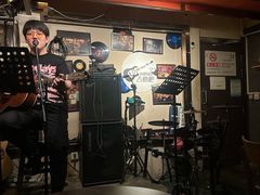 -南锣鼓巷吉他吧(鼓楼店)
