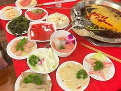 -山城年华老火锅(玉林店)