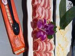 -盛辛巴·东北炭火烤肉(托乐嘉店)