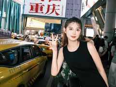 -观音桥步行街