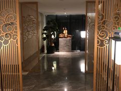 -新盈光·云会所(百丈东路店)