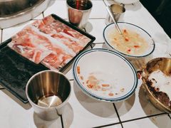 -卤校长老火锅(杨家坪直营店)