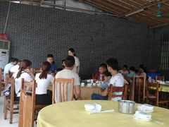 -红炎炎农家菜老字号(金水台店)