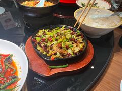 -川流不息·地道川菜·小龙虾(新松江路店)