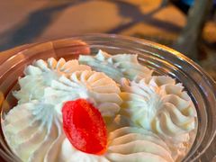 -红宝石·鲜奶小方·海派西点房(丰庄店)