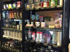 零售区-星巴克(北新泾店)