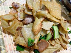 -黄泥岗·地道湖北菜(奥特莱斯店)