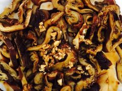 -溢心园香河肉饼总店