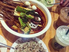 -嘉州叶婆婆钵钵鸡(建设路店)