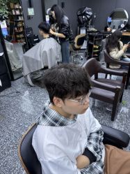 -藤野造型专业烫染接发