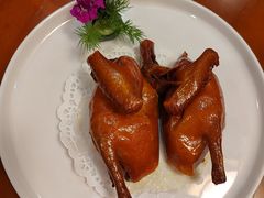 金牌脆皮乳鸽-味可道美食坊(福基路店)