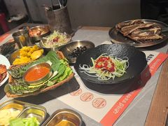 -草家酱蟹炭火烤肉店(珲春南路一店)