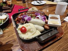 -申德勒加油站餐厅(三里屯北小街店)