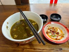 -矮子粉店1985·长沙米粉(湘春路店)