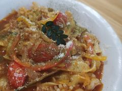 鲜番茄海鲜宽扁意面-A30 BISTRO