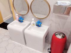 -戊辰亲子游泳俱乐部