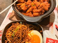 -老表记广西宵夜螺蛳鸭脚煲(东盟店)