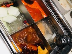 四宫格锅底-海底捞火锅(河东万达广场店)
