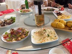 -鸿运美食府